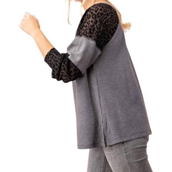 Kori Animal Thermal Long Sleeve Tee Top Heather Grey Black Sheer Velvet S new - Picture 3 of 9